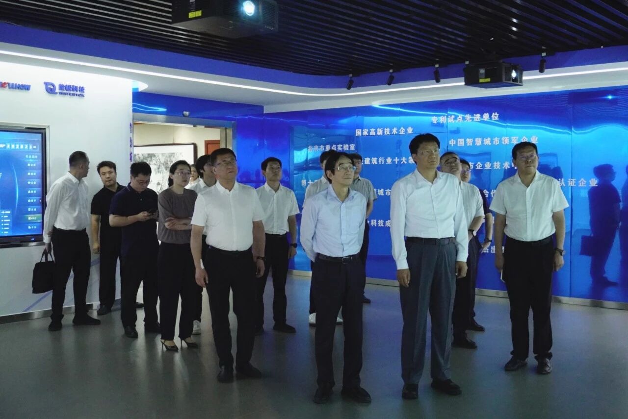 南昌市委副书记、市长高世文调研qy球友会(中国)—以AI赋能韧性城市建设情况